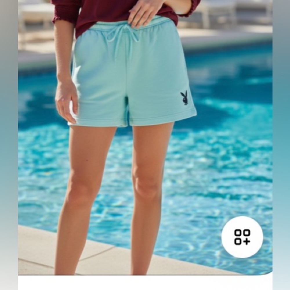 NEW-LG PLAYBOY Turquoise Shorts
Black Blouse Pleated Tunic
Vacation Outfit - Picture 3 of 12